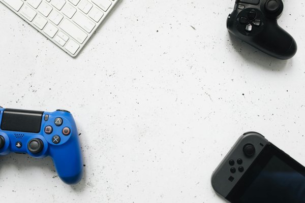 Wie unterstÃ¼tzt das Internet die globale Vernetzung?